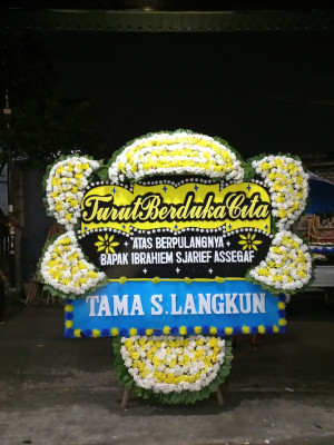 Papan Bunga Duka di Batang Kawa